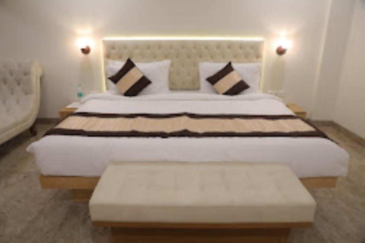 Hotel Aditya Residency Bhopal Exterior photo